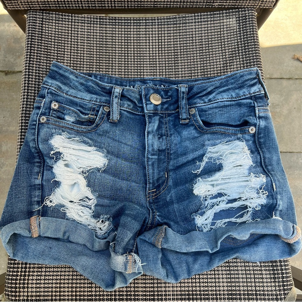 American Eagle Outfitters Next Level Stretch Denim Distressed Shorts Size 4